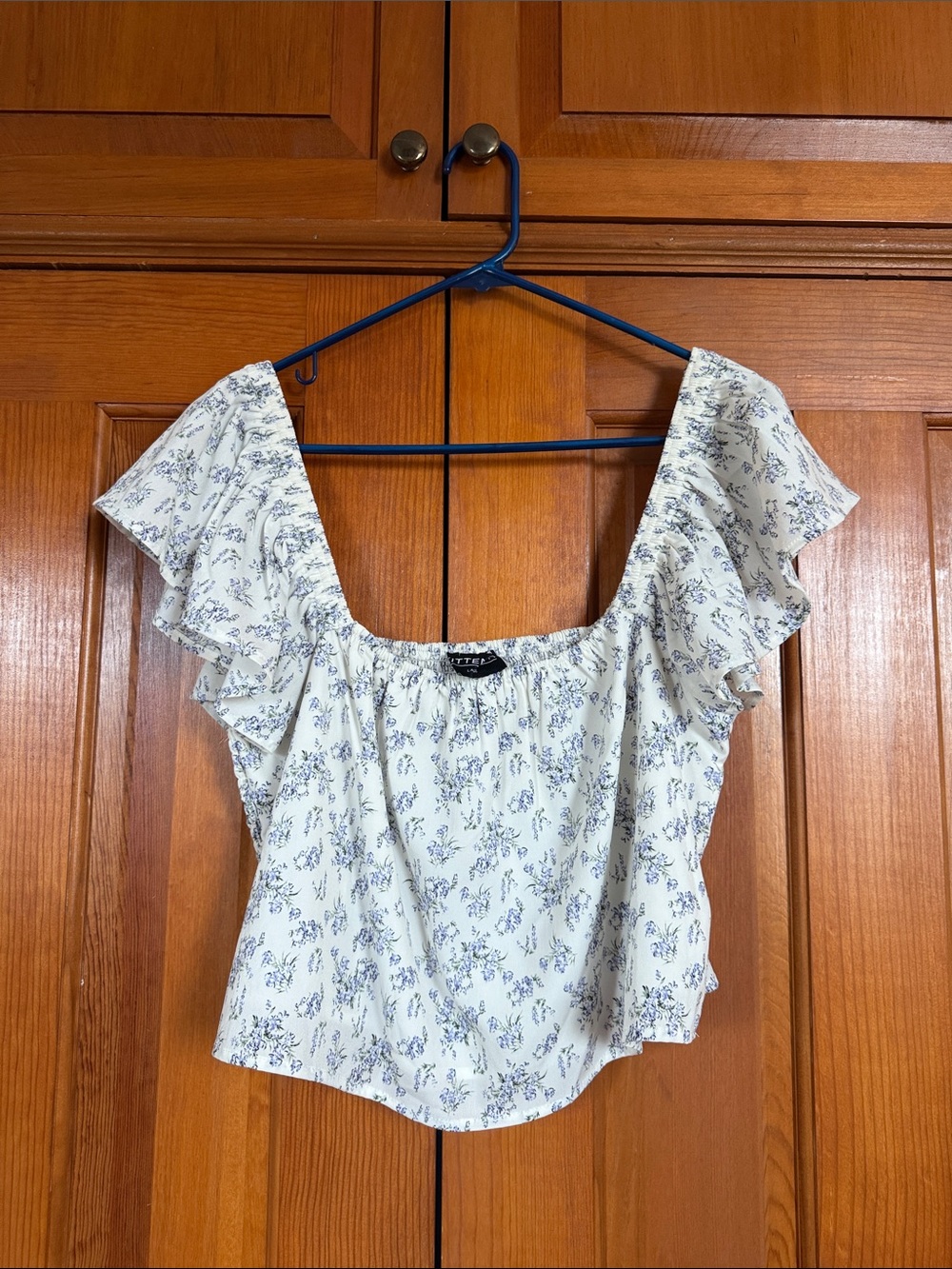 White Floral Ruffle Set